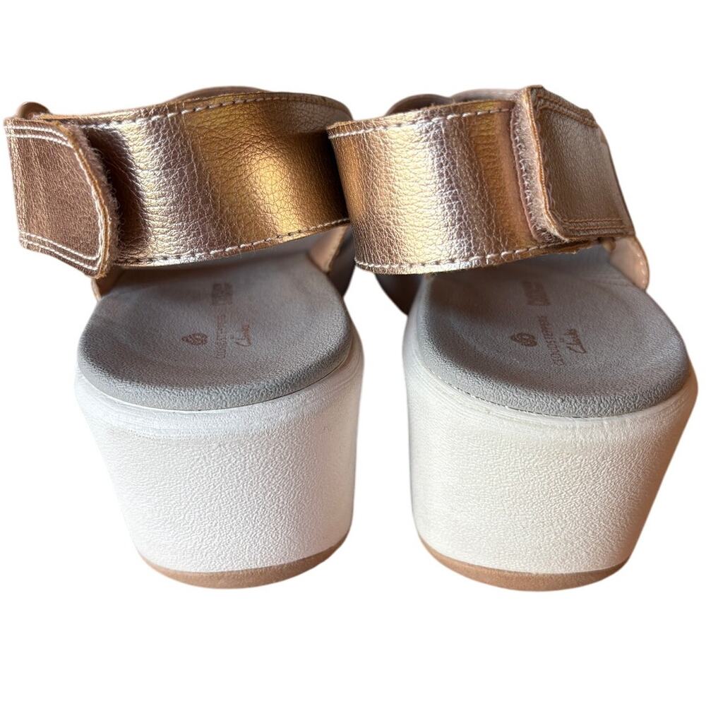 Clarks Rose Gold Metallic Cloudstepper Platform Sandals size 8.5 - Picture 6 of 13